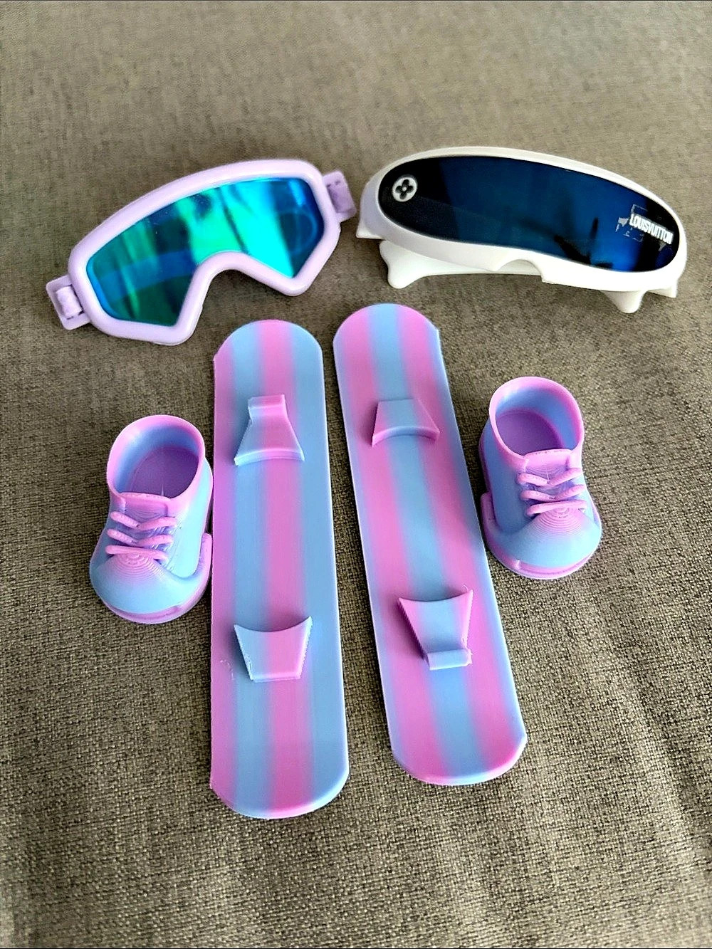 Labubu or XS doll purple & blue ski set with 2 pairs of sunglasses